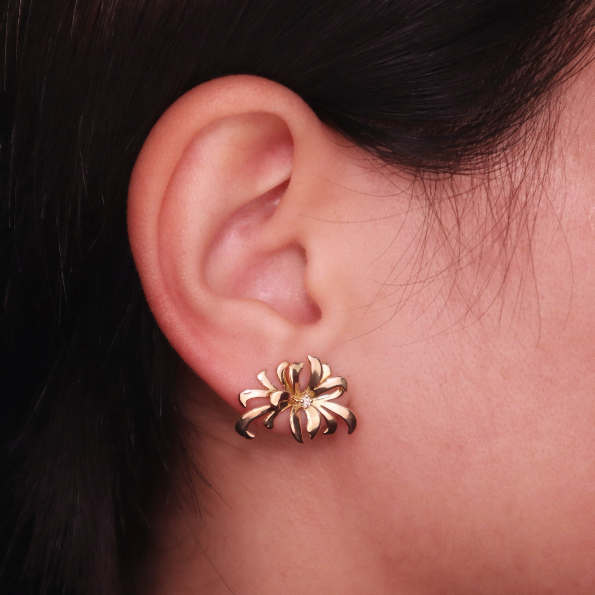 spider lily earrings Spider Lily Earrings – CL SH